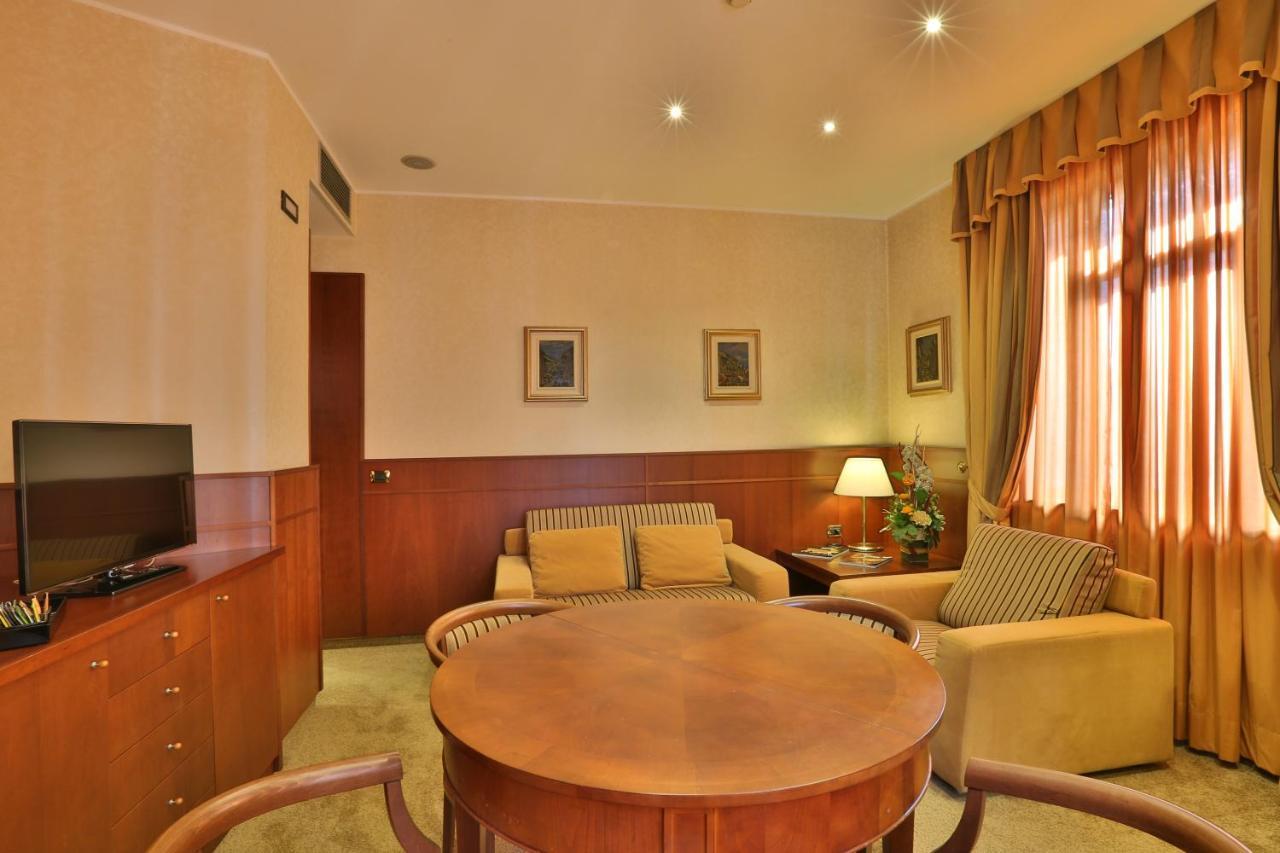 Palace Hotel Moderno Pordenone Εξωτερικό φωτογραφία