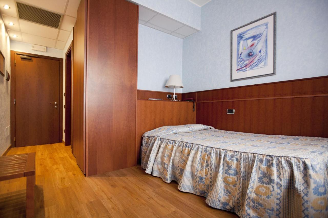 Palace Hotel Moderno Pordenone Εξωτερικό φωτογραφία